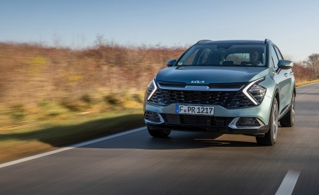 2023 Kia Sportage (Color: Yuka Steel Grey; Euro-Spec) Front Wallpapers 450x275 (78)