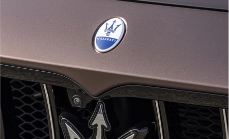 2023 Maserati Grecale GT (Color: Bronzo Opaco) Badge Wallpapers 450x275 (32)