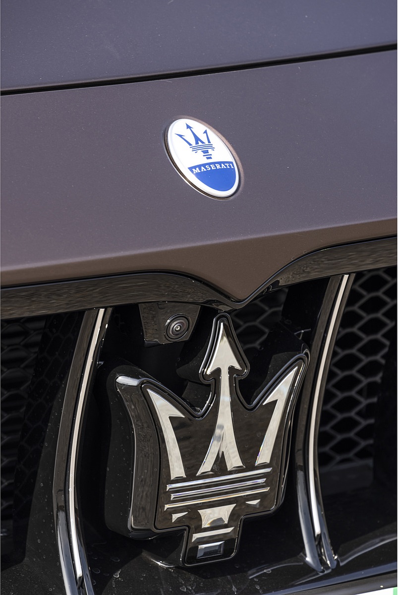 2023 Maserati Grecale GT (Color: Bronzo Opaco) Grille Wallpapers #34 of 58