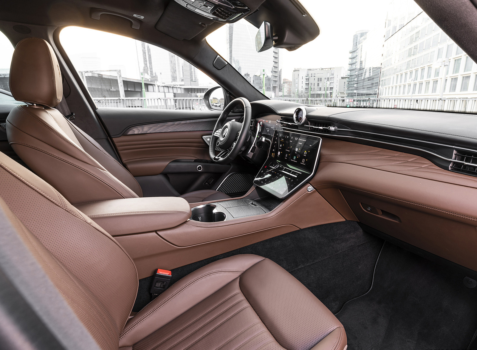 2023 Maserati Grecale GT (Color: Bronzo Opaco) Interior Wallpapers #41 of 58