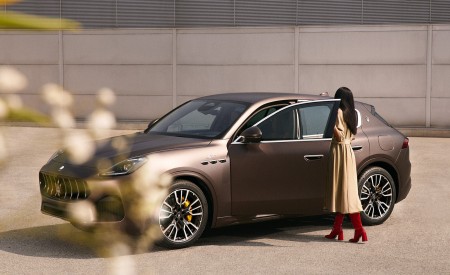 2023 Maserati Grecale GT Front Three-Quarter Wallpapers 450x275 (51)