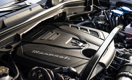 2023 Maserati Grecale Modena (Color: Grigio Cangiante) Engine Wallpapers  450x275 (76)