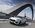 2023 Maserati Grecale Modena (Color: Grigio Cangiante) Front Three-Quarter Wallpapers  150x120 (47)
