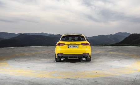 2023 Maserati Grecale Trofeo (Color: Giallo Corse) Rear Wallpapers 450x275 (36)