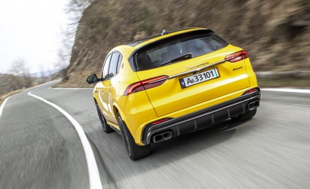 2023 Maserati Grecale Trofeo (Color: Giallo Corse) Rear Wallpapers 450x275 (11)