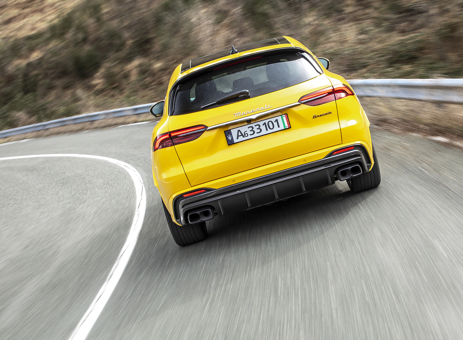 2023 Maserati Grecale Trofeo (Color: Giallo Corse) Rear Wallpapers (13)