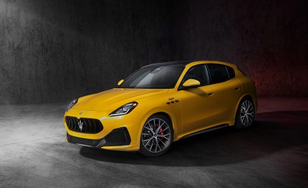 2023 Maserati Grecale Trofeo Front Three-Quarter Wallpapers 450x275 (71)