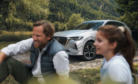 2023 Mazda CX-60 PHEV Front Three-Quarter Wallpapers 450x275 (34)