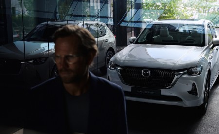 2023 Mazda CX-60 PHEV Front Wallpapers 450x275 (27)