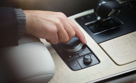 2023 Mazda CX-60 PHEV Interior Detail Wallpapers 450x275 (69)