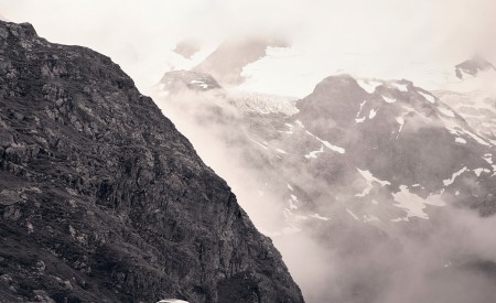 2023 Mazda CX-60 PHEV Side Wallpapers  450x275 (8)