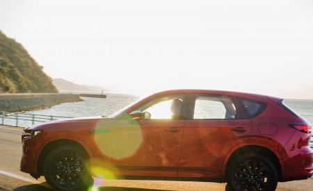 2023 Mazda CX-60 PHEV Side Wallpapers 450x275 (17)