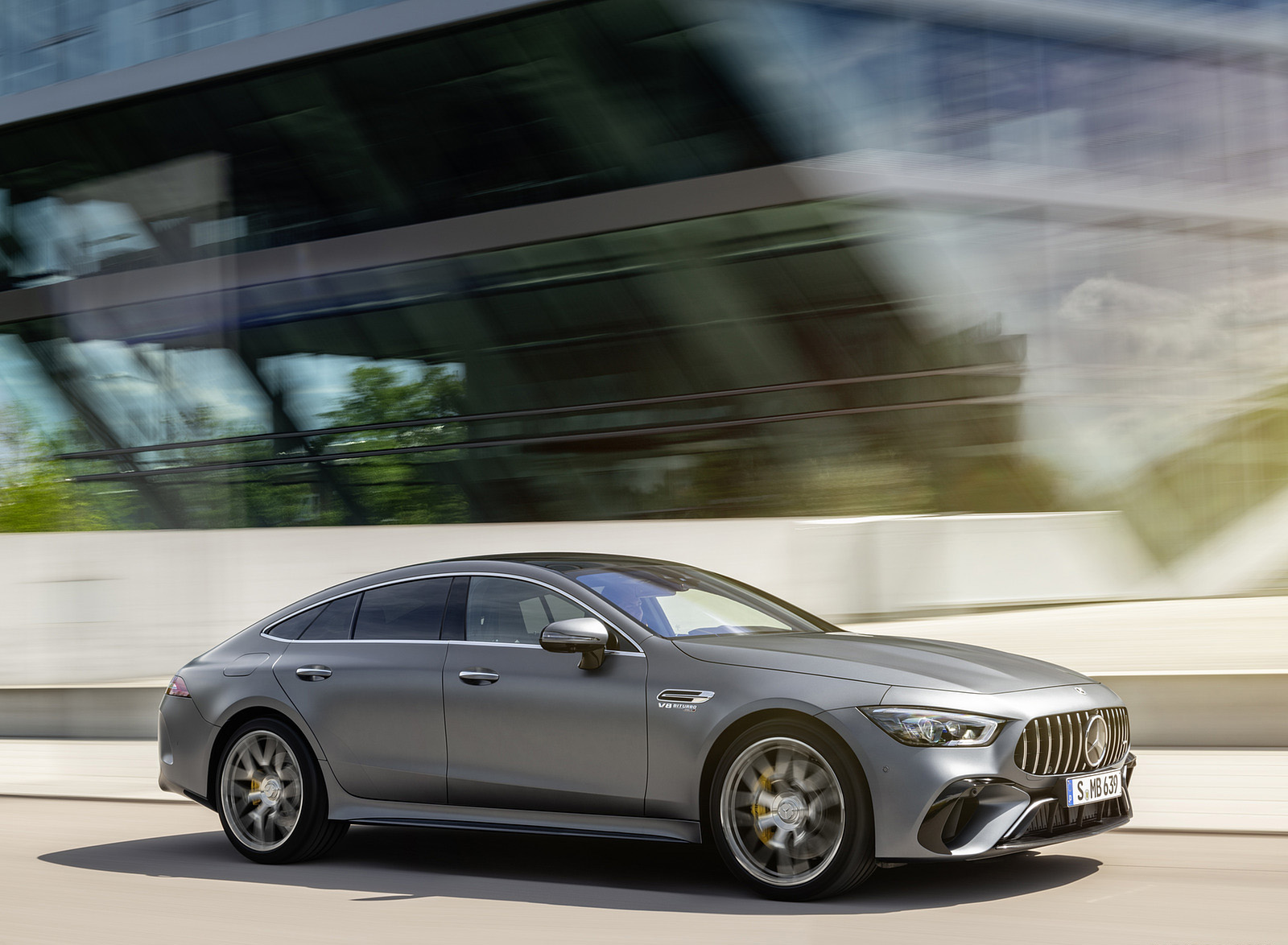 2023 Mercedes-AMG GT 63 S 4-Door Coupe Front Three-Quarter Wallpapers (6)