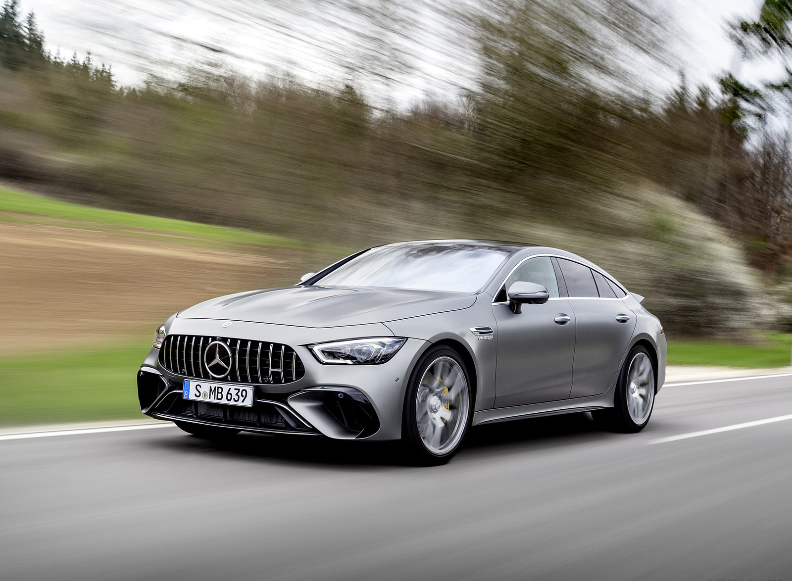 2023 Mercedes-AMG GT 63 S 4-Door Coupe Front Three-Quarter Wallpapers (1)
