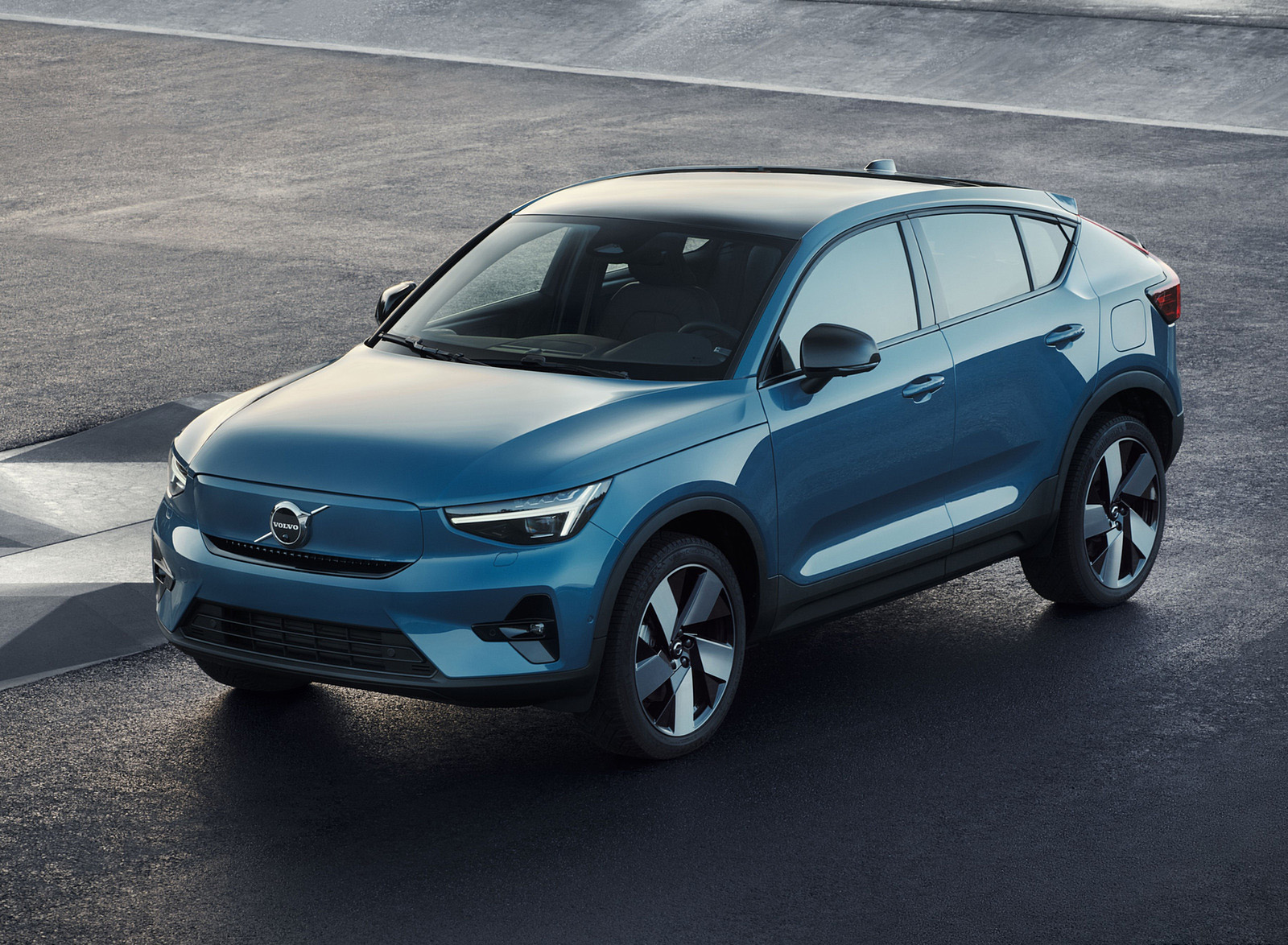 2023 Volvo XC40 Recharge (Color: Fjord Blue) Front Three-Quarter Wallpapers (1)