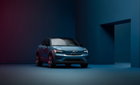 2023 Volvo XC40 Recharge (Color: Fjord Blue) Front Wallpapers 450x275 (5)