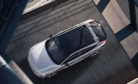 2023 Volvo XC40 Recharge (Color: Silver Dawn) Top Wallpapers 450x275 (13)