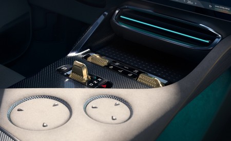 2024 Lotus Eletre Central Console Wallpapers 450x275 (17)