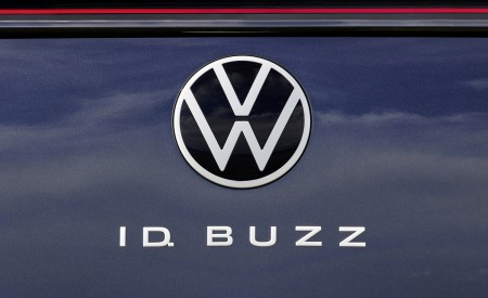 2024 Volkswagen ID. Buzz Badge Wallpapers 450x275 (134)