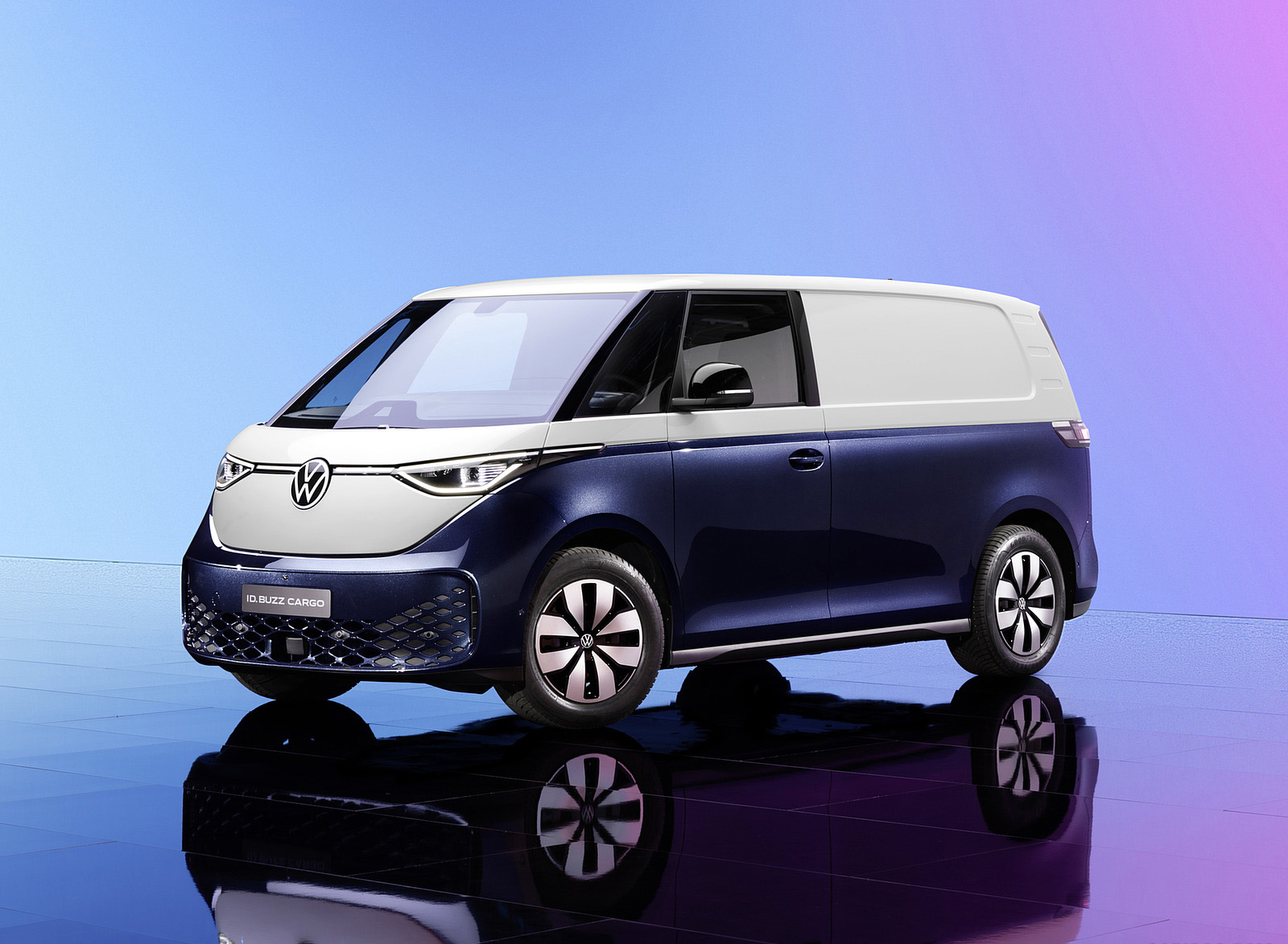 2024 Volkswagen ID. Buzz Cargo Front Three-Quarter Wallpapers (1)