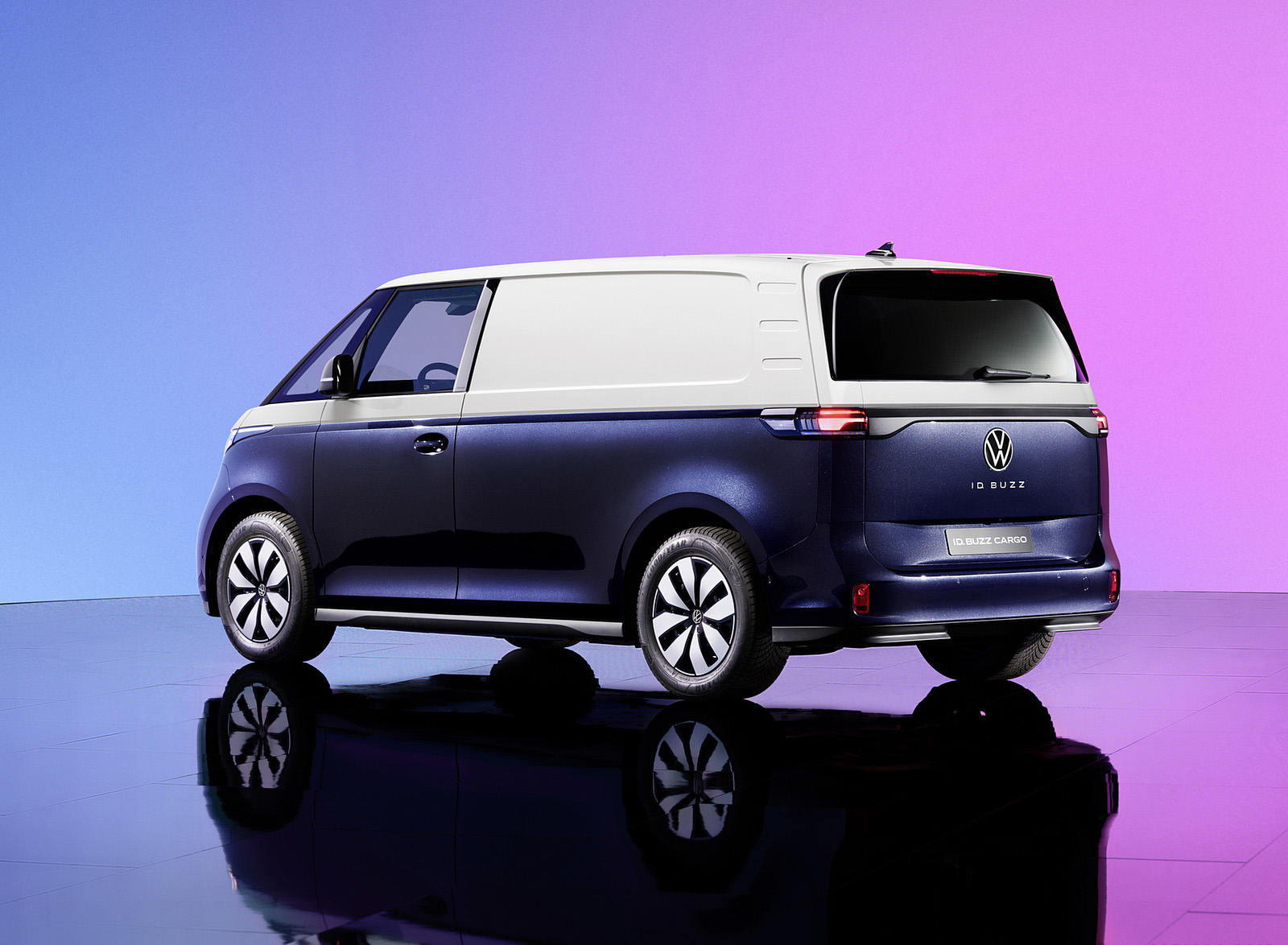 2024 Volkswagen ID. Buzz Cargo Rear Three-Quarter Wallpapers (3)