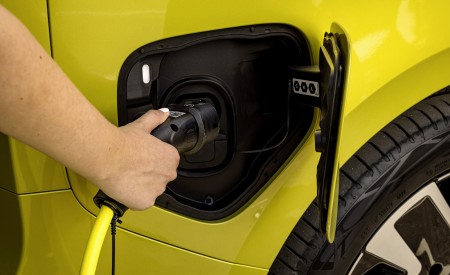 2024 Volkswagen ID. Buzz Charging Connector Wallpapers  450x275 (30)