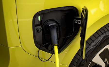 2024 Volkswagen ID. Buzz Charging Connector Wallpapers 450x275 (28)