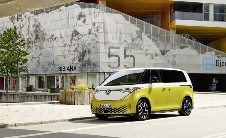 2024 Volkswagen ID. Buzz Front Three-Quarter Wallpapers  450x275 (9)