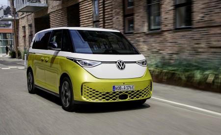 2024 Volkswagen ID. Buzz Front Three-Quarter Wallpapers  450x275 (4)