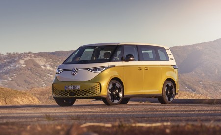 2024 Volkswagen ID. Buzz Front Three-Quarter Wallpapers 450x275 (208)