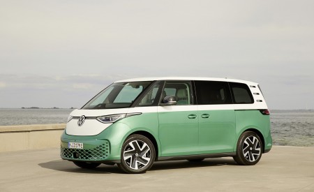 2024 Volkswagen ID. Buzz Front Three-Quarter Wallpapers 450x275 (102)