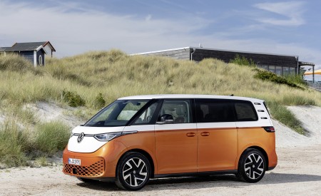 2024 Volkswagen ID. Buzz Front Three-Quarter Wallpapers 450x275 (67)