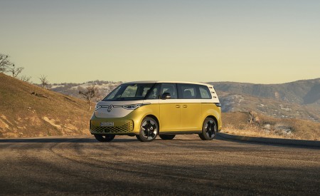 2024 Volkswagen ID. Buzz Front Three-Quarter Wallpapers 450x275 (202)