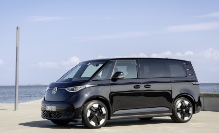 2024 Volkswagen ID. Buzz Front Three-Quarter Wallpapers 450x275 (157)