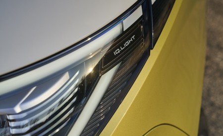 2024 Volkswagen ID. Buzz Headlight Wallpapers  450x275 (222)