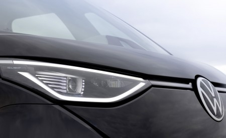 2024 Volkswagen ID. Buzz Headlight Wallpapers 450x275 (160)