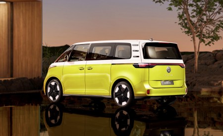 2024 Volkswagen ID. Buzz Rear Three-Quarter Wallpapers 450x275 (274)