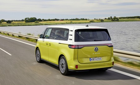 2024 Volkswagen ID. Buzz Rear Three-Quarter Wallpapers 450x275 (2)