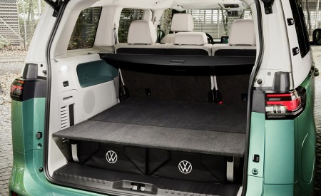 2024 Volkswagen ID. Buzz Trunk Wallpapers 450x275 (113)