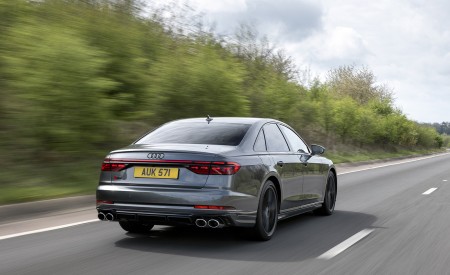 2022 Audi S8 (UK-Spec) Rear Three-Quarter Wallpapers 450x275 (3)