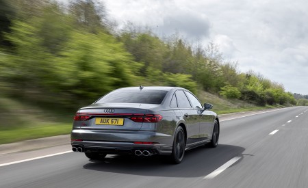 2022 Audi S8 (UK-Spec) Rear Wallpapers 450x275 (12)