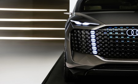 2022 Audi Urbansphere Concept Headlight Wallpapers 450x275 (21)