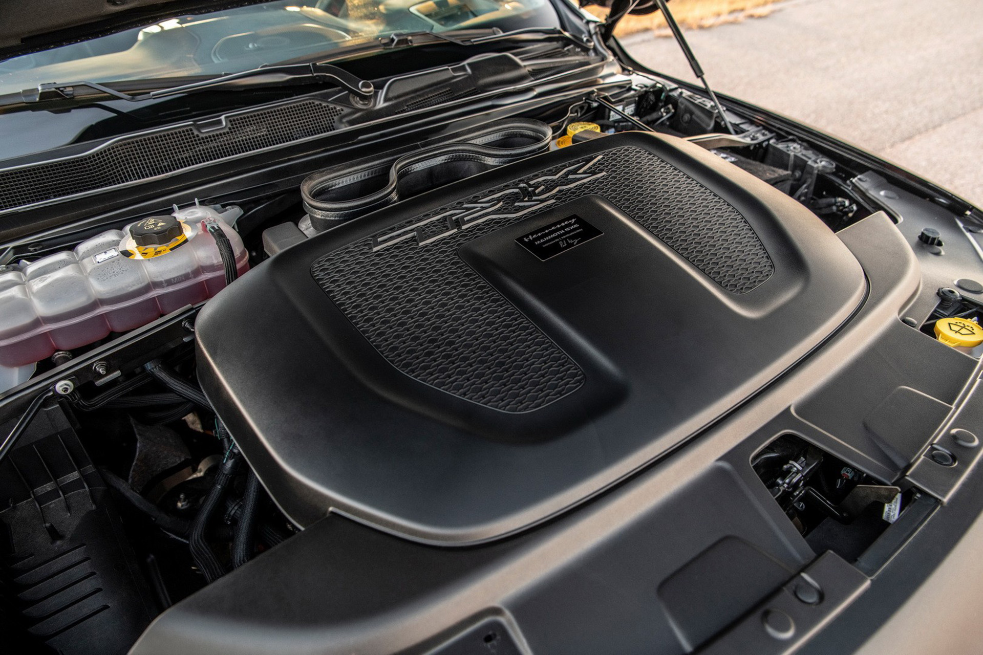 2022 Hennessey Mammoth 1000 6x6 TRX Engine Wallpapers (15)