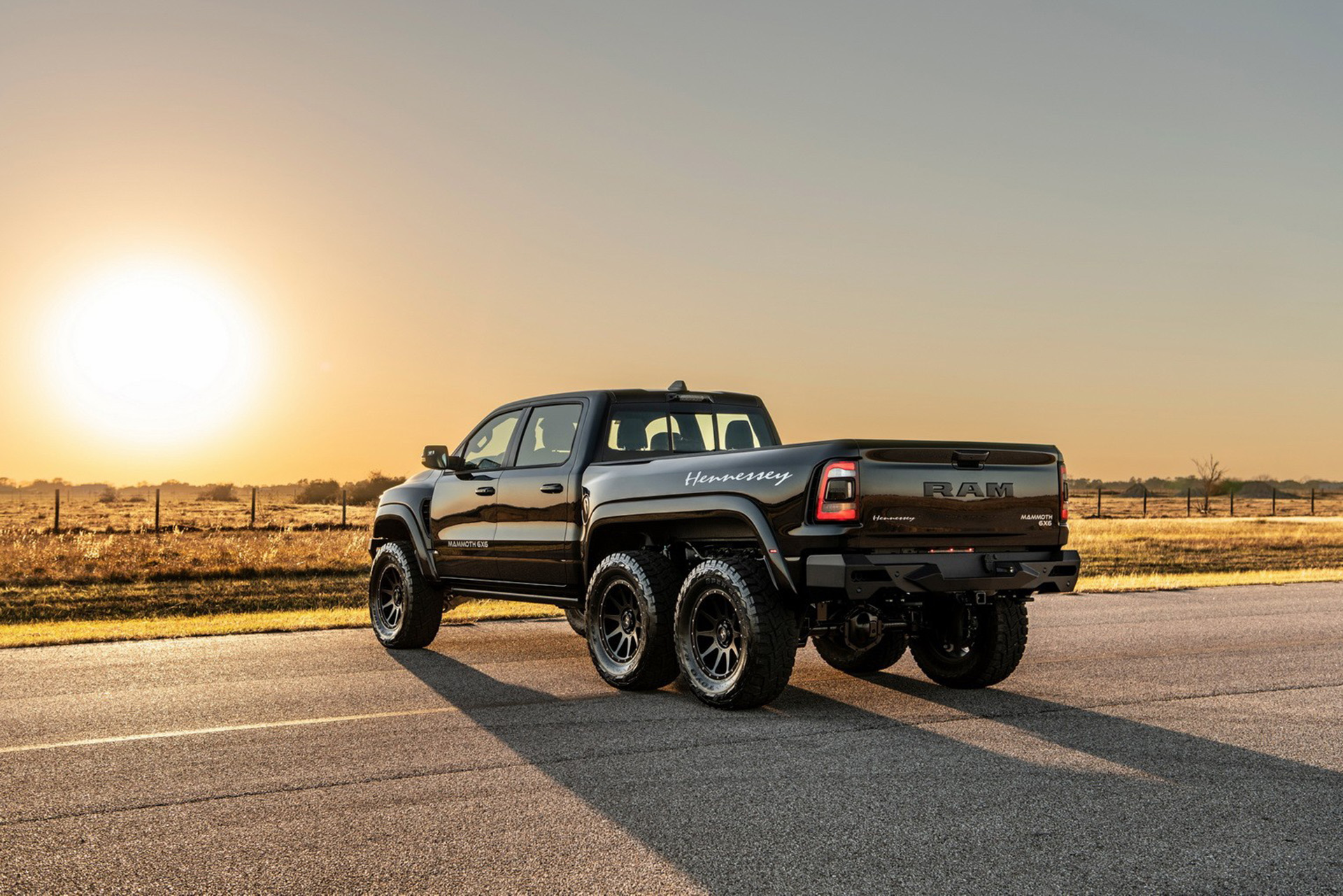 2022 Hennessey Mammoth 1000 6x6 TRX Rear Three-Quarter Wallpapers (5)