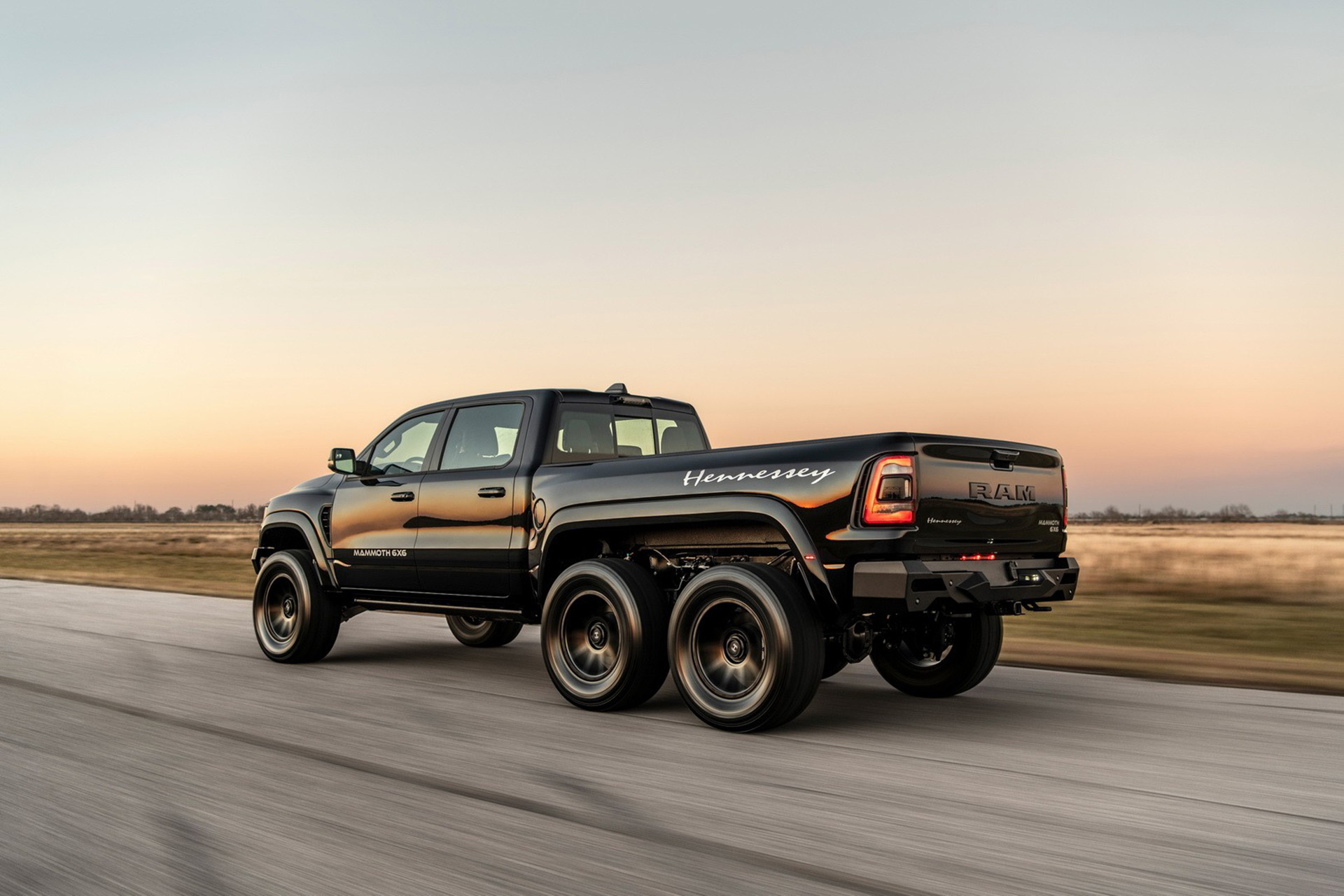 2022 Hennessey Mammoth 1000 6x6 TRX Rear Three-Quarter Wallpapers (2)
