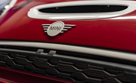 2022 MINI John Cooper Works 24h Nürburgring Detail Wallpapers 450x275 (26)