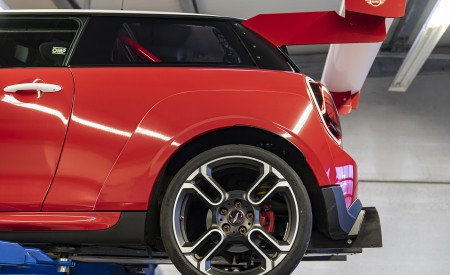 2022 MINI John Cooper Works 24h Nürburgring Wheel Wallpapers 450x275 (37)