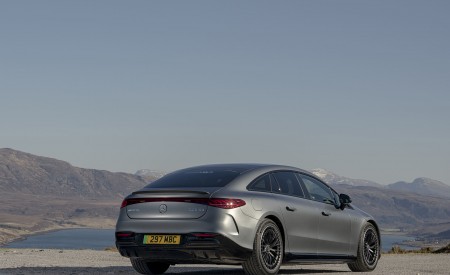 2022 Mercedes-AMG EQS 53 (UK-Spec) Rear Three-Quarter Wallpapers 450x275 (27)