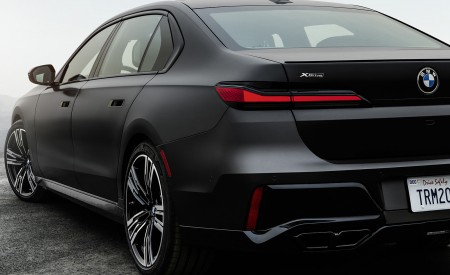 2023 BMW 7 Series 760i xDrive Detail Wallpapers 450x275 (29)