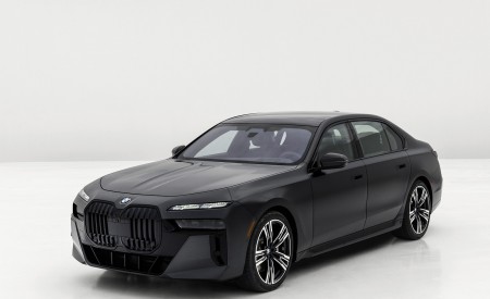 2023 BMW 7 Series 760i xDrive Front Three-Quarter Wallpapers 450x275 (12)